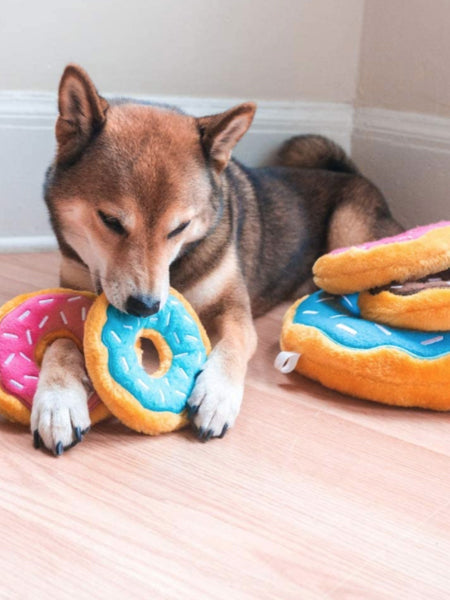 Peluche originale pour chien - 🍩 Donutz Fraise - Zippy Paws