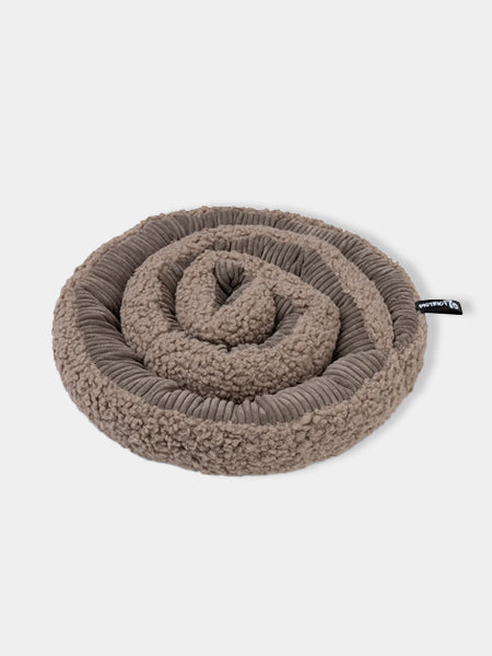 Jouet d'occupation pour chien - SWIRL Snuffle Mat Taupe - District 70