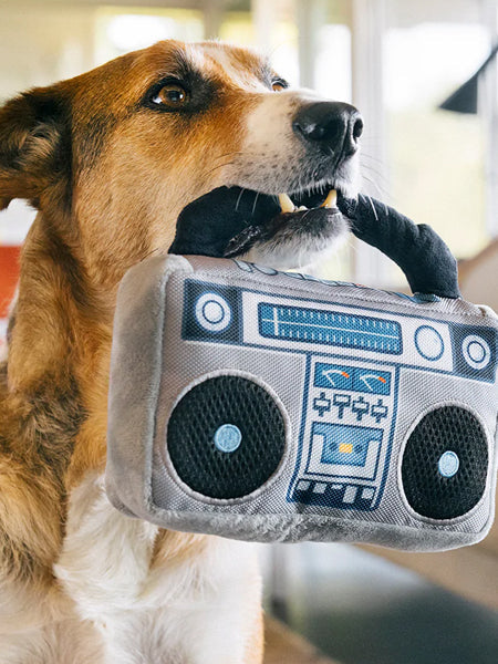 Jouet rétro pour chien - 80's Classic - Bombox 📻 - Pet PLAY