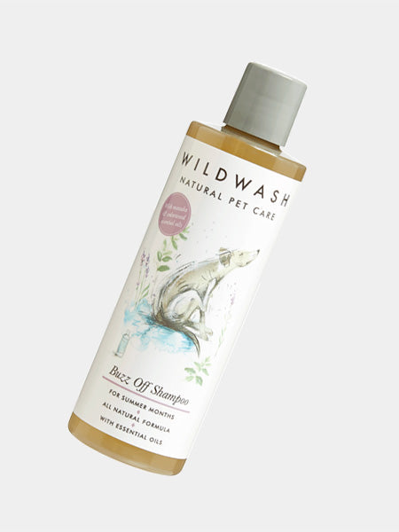 Shampoing pour chien Antiparasitaire - Bug off - Manuka et Bois de Cèdre - Wildwash